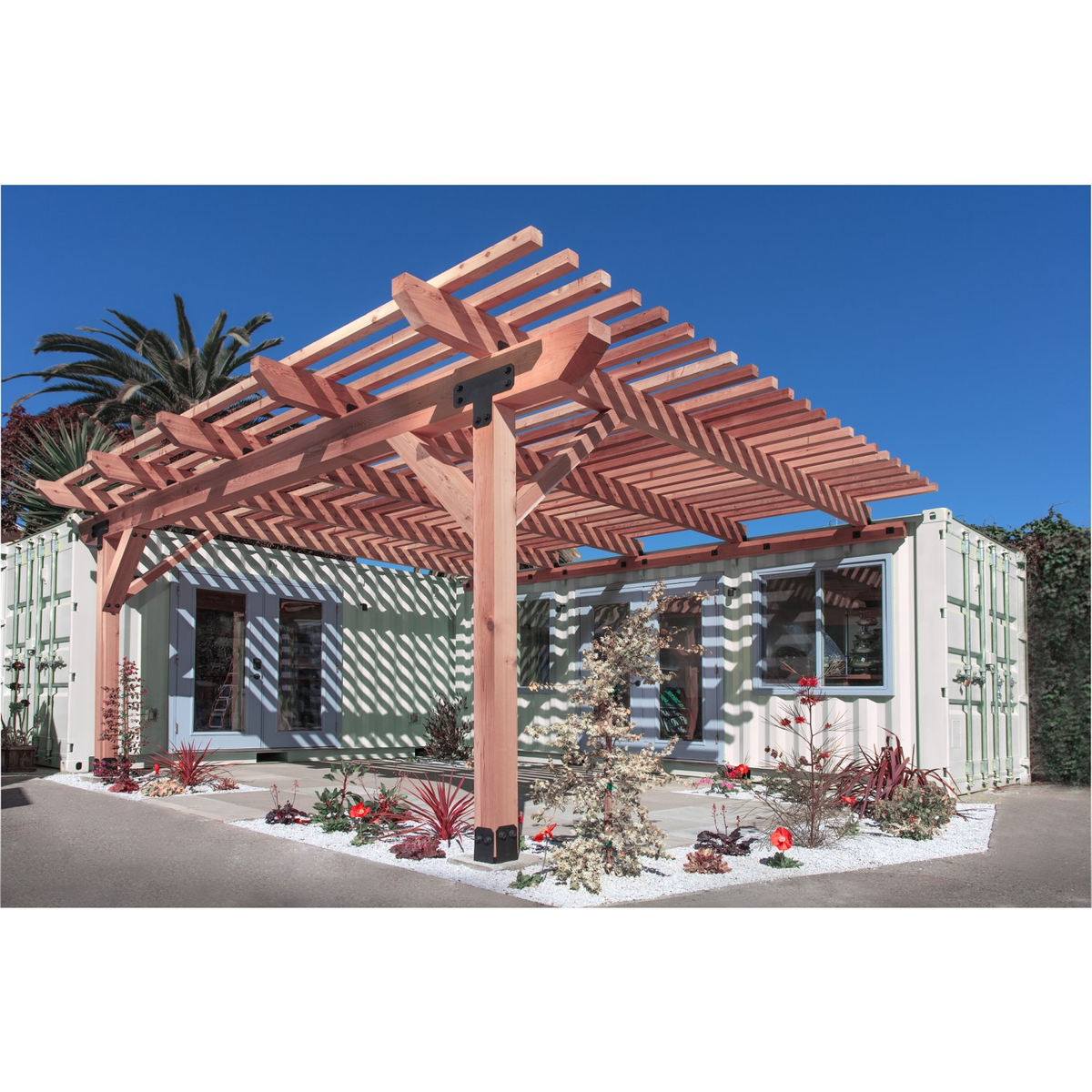 Simpson Strong-Tie APVB44R Avant Rough Cut 4x4 Ornamental Post Base - Black Powder Coat