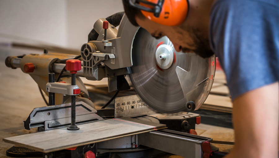 How To Use A Miter Saw For Accurate Woodworking