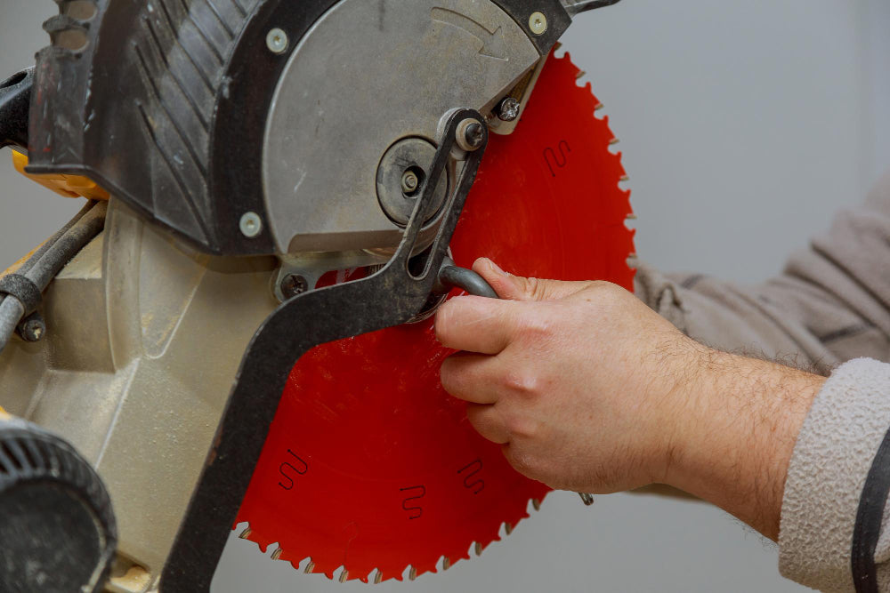 Tips For Cleaning Saw Blades For Better Performance And Longevity