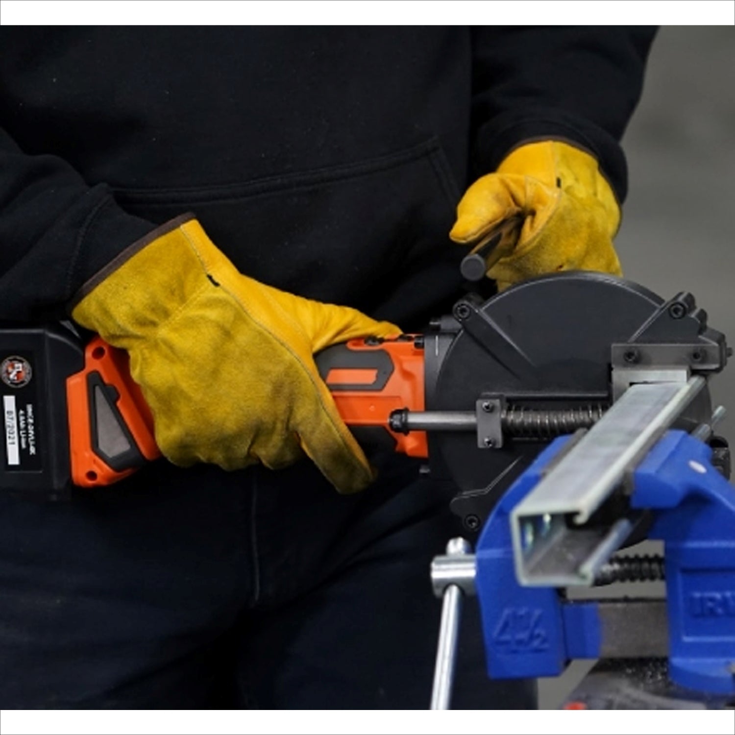 BN Cordless Rebar Saw 24V - Cuts Up to