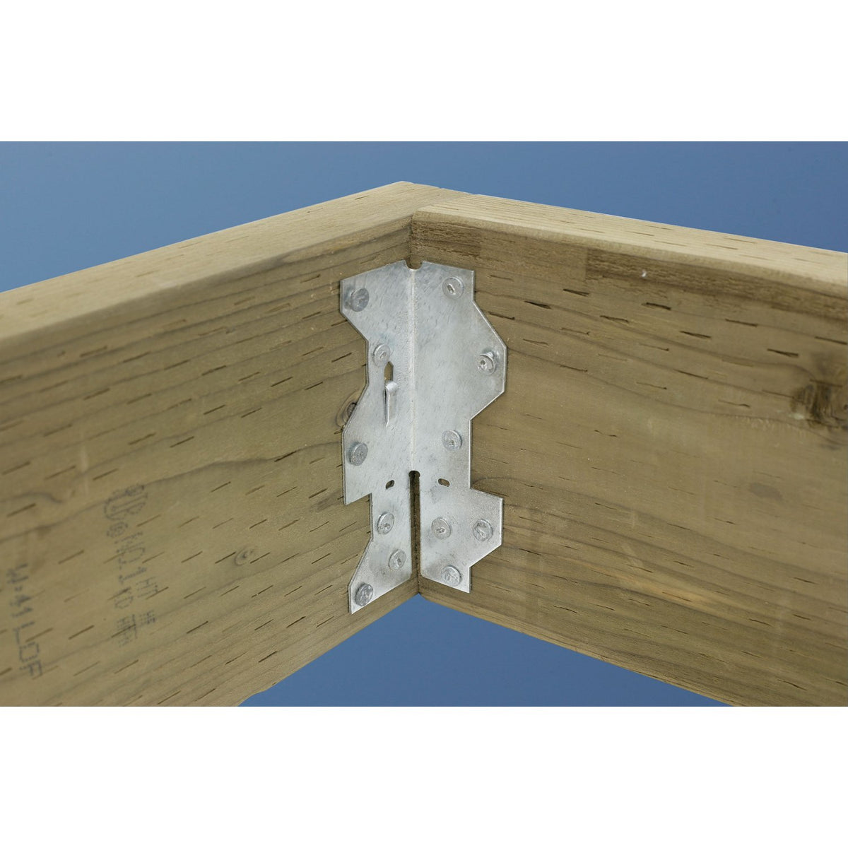 Simpson A35Z 1-7/16 x 4-1/2 Framing Angle - ZMAX Finish