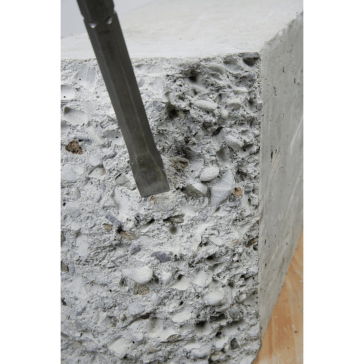 Simpson SDS-Max Flat Scaler Chisel 1-1/2 in x 12 in CHMXSC15012