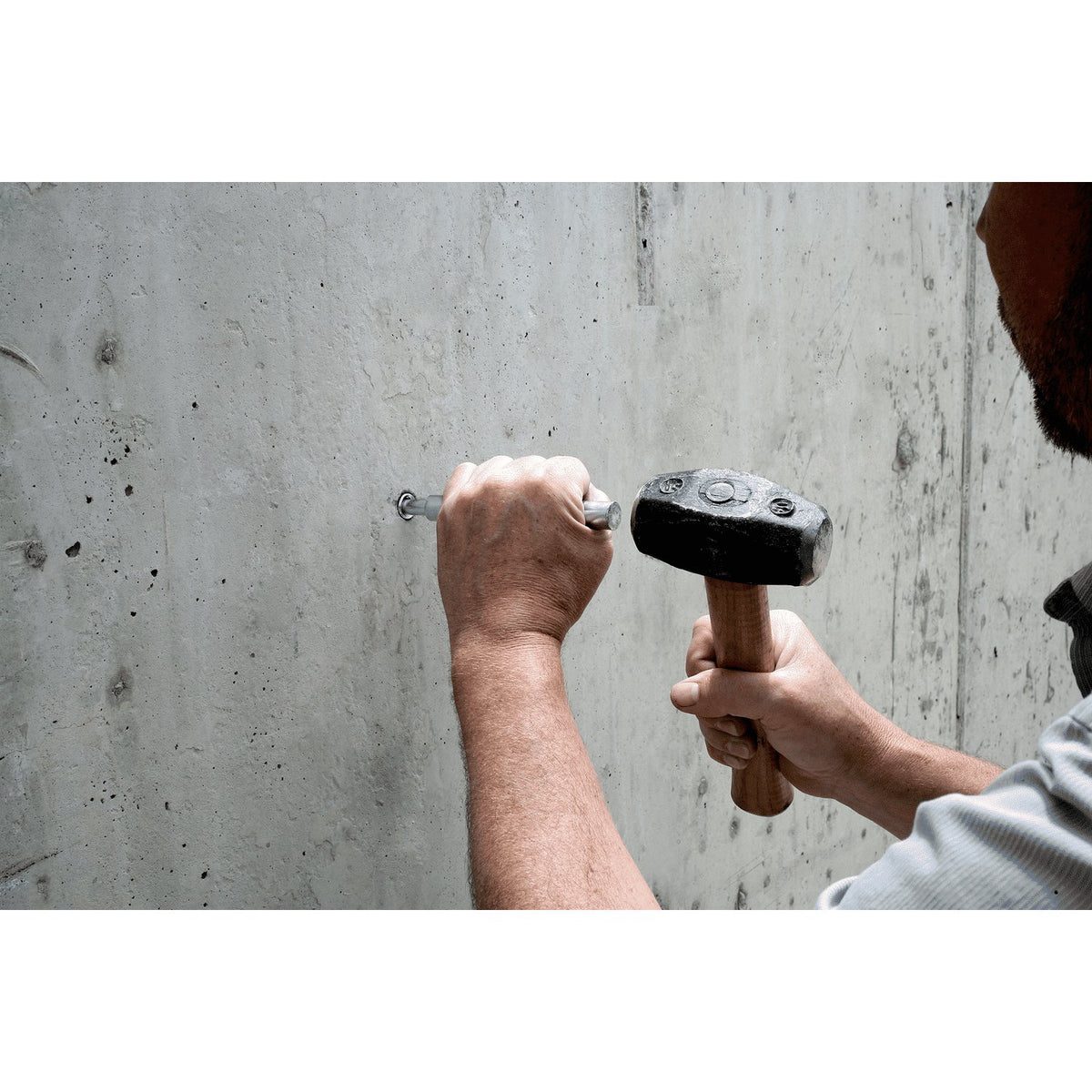 Simpson 3/8" Drop-In Internally Threaded Anchor DIAB37