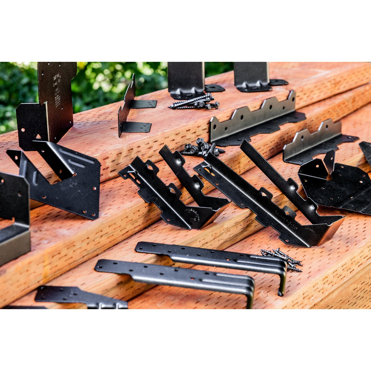 Simpson DTT1PC Outdoor Accents DTT1PC ZMAX, Black Powder-Coated Deck Tension Tie for 2x