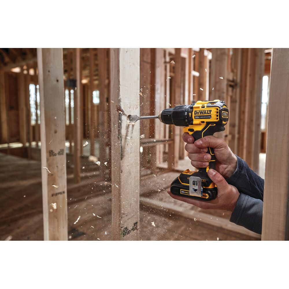 DeWALT ATOMIC 20V MAX Brushless Compact Cordless 1/2 in. Hammer Drill/Driver Kit