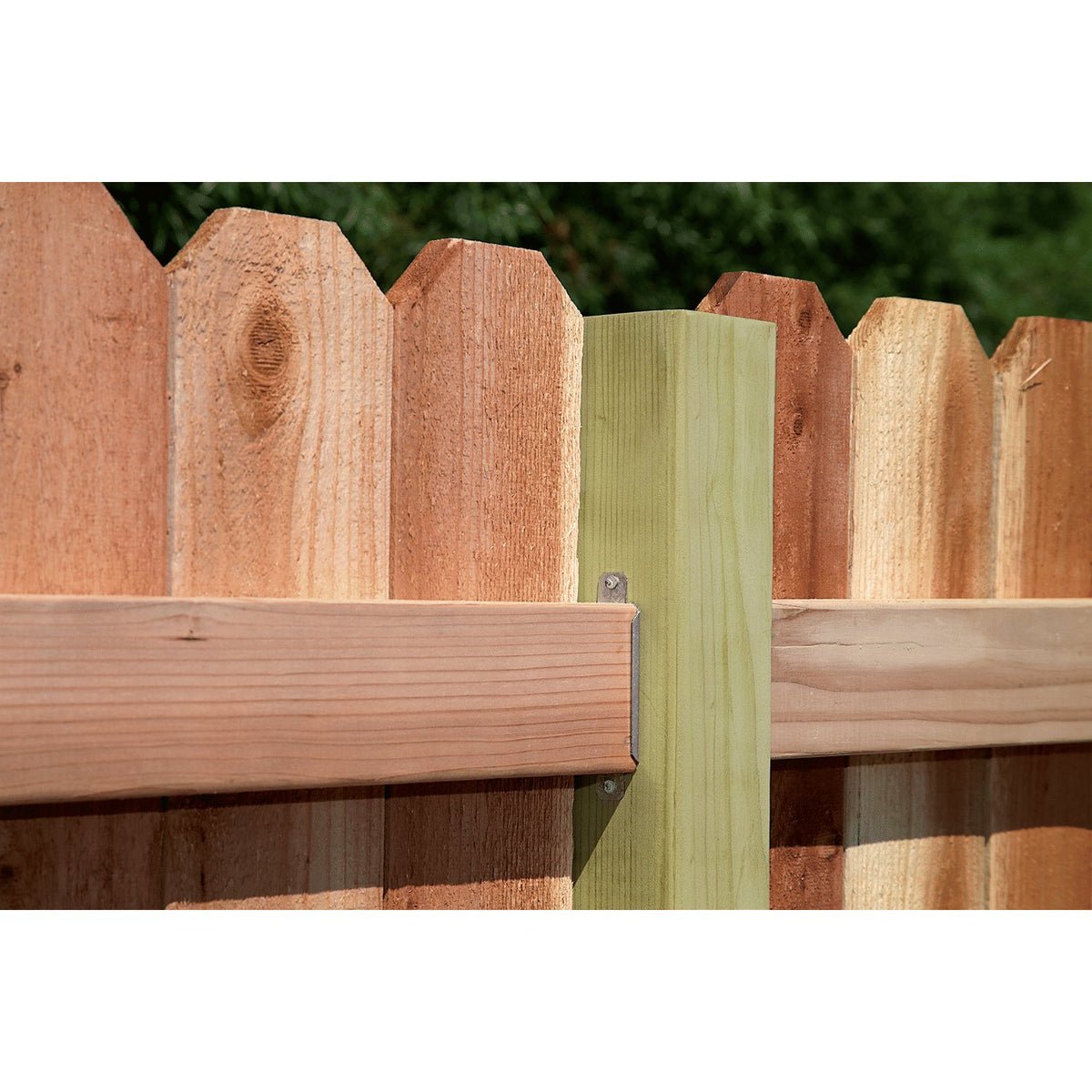 Simpson 2x4 Flat Rail Fence Bracket, ZMAX Galvanized FBFZ