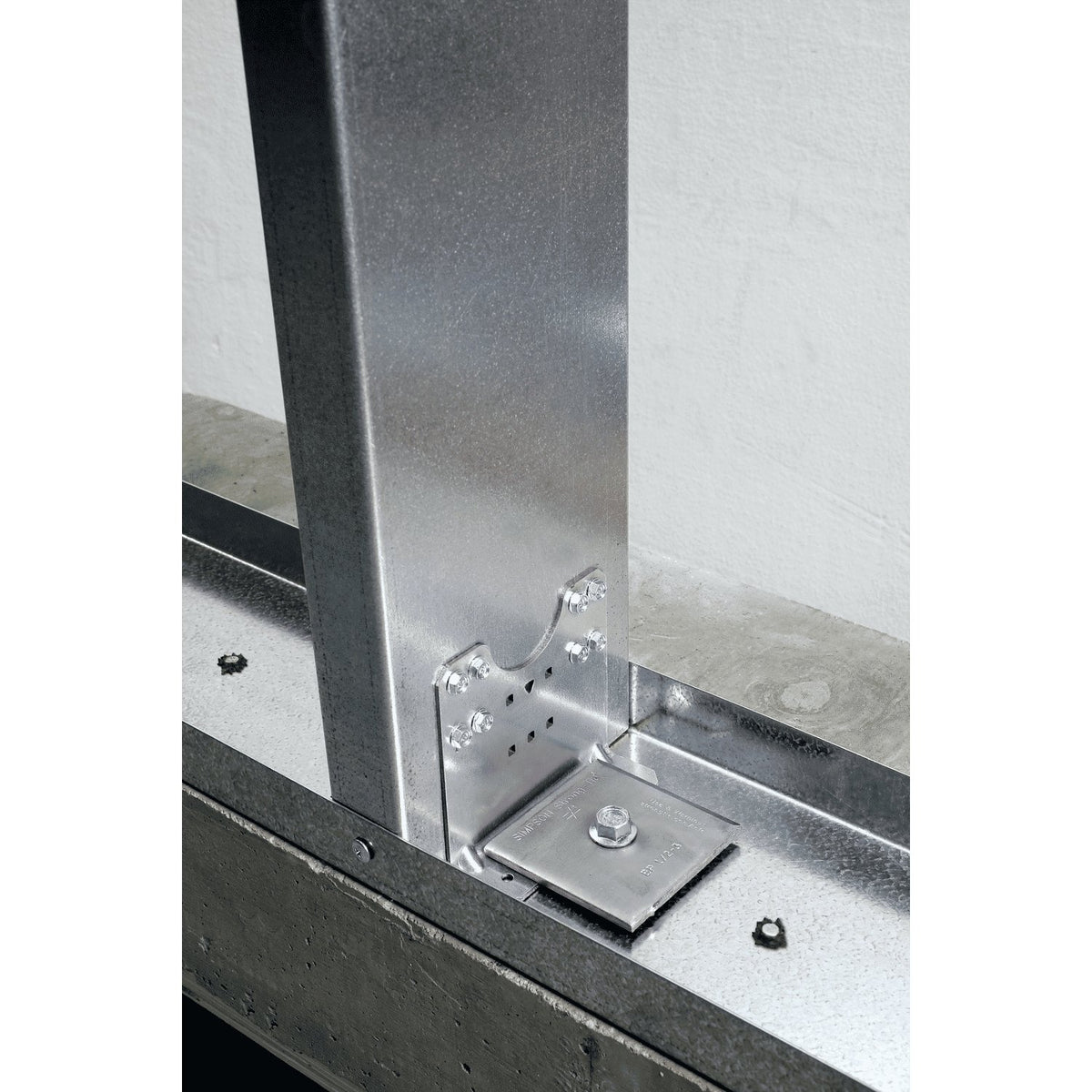 Simpson MSSC4.25KW-KT20 Kneewall Connector 4-1/4 in 12 Ga Zinc Galv for 6 in Steel Framing w/BP 20-Pk