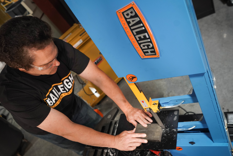 Baileigh Portable EVS Dual Mitering Bandsaw BS-10VS