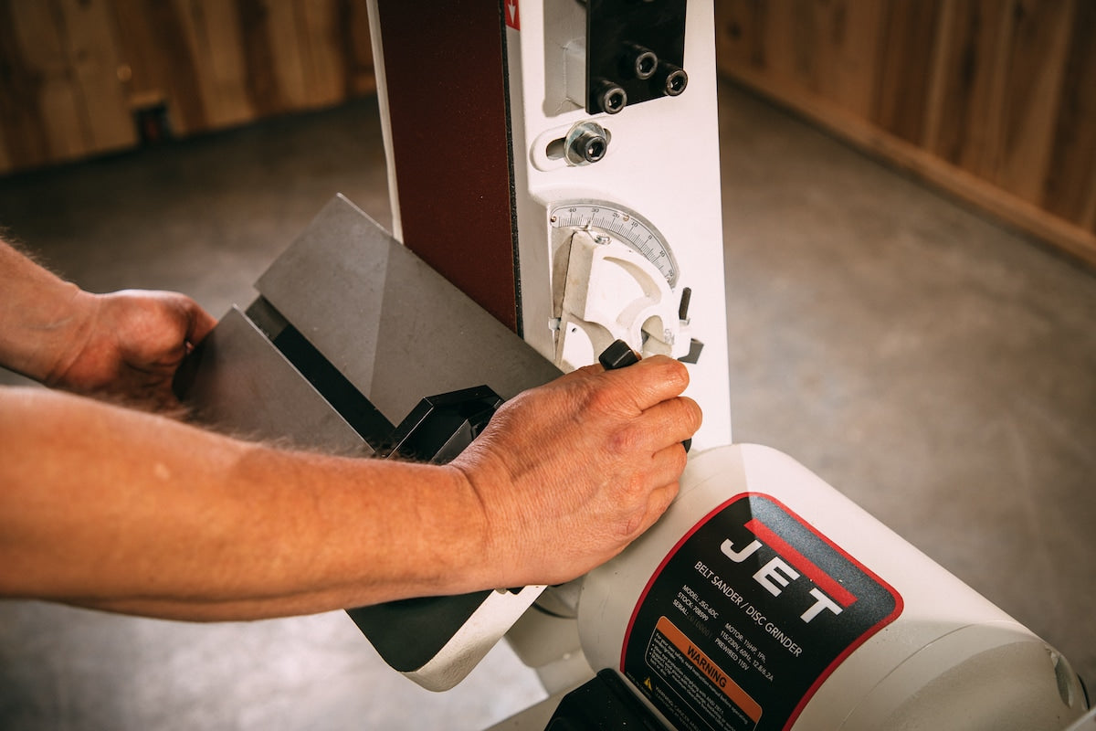 JET JSG-6CS, 6" x 48" Belt / 12" Disc Sander with Closed Stand