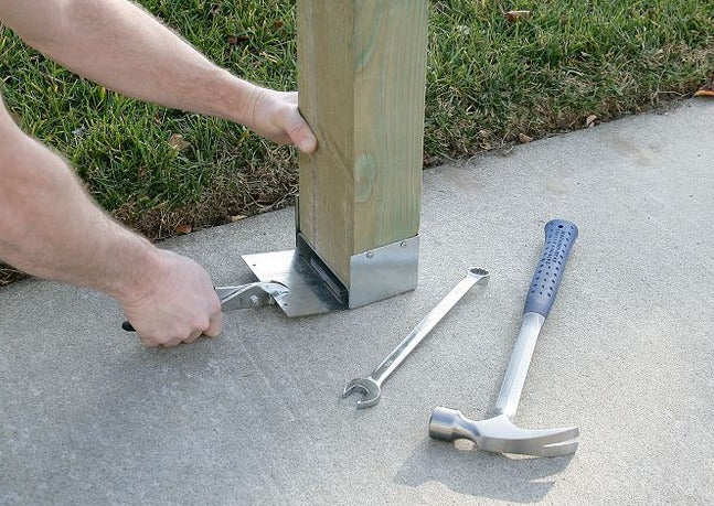 Simpson 4 x 6 Adjustable Post Base with Wind Uplift, ZMAX ABW46Z