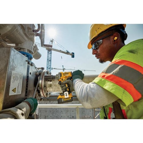 DeWALT 20V MAX XR Cordless 1/2" Mid-Range Impact Wrench Kit w/Detent Pin Anvil