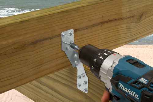 Strong-Drive SD9112SS # 9 x 1-1/2" Exterior Wood Screws, Hex Head, 316 Stainless, SD CONNECTOR SS Screw
