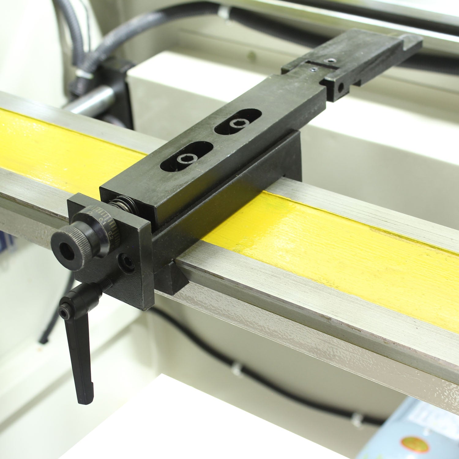 Baileigh CNC Hydraulic Press Brake BP-3305CNC