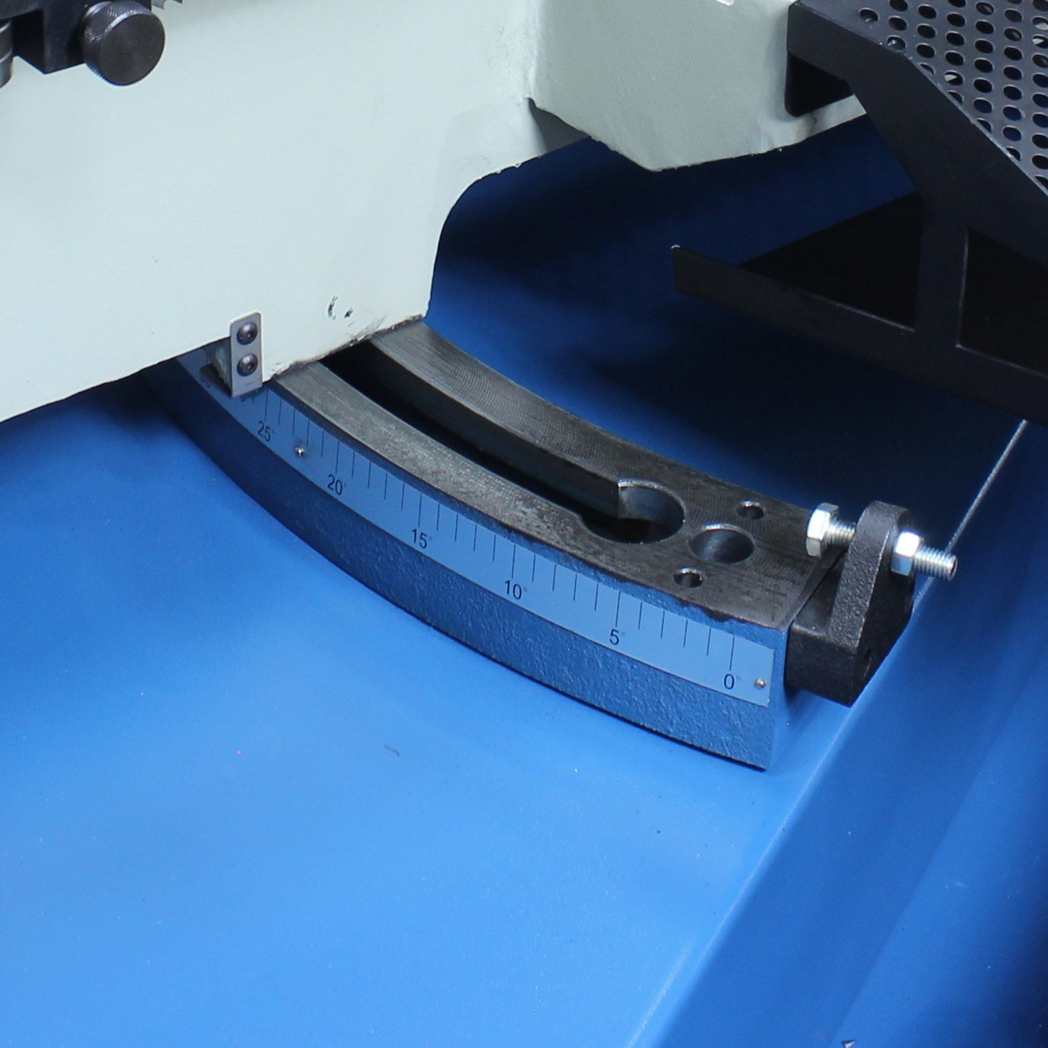 Baileigh Metal Cutting Bandsaw BS-330M