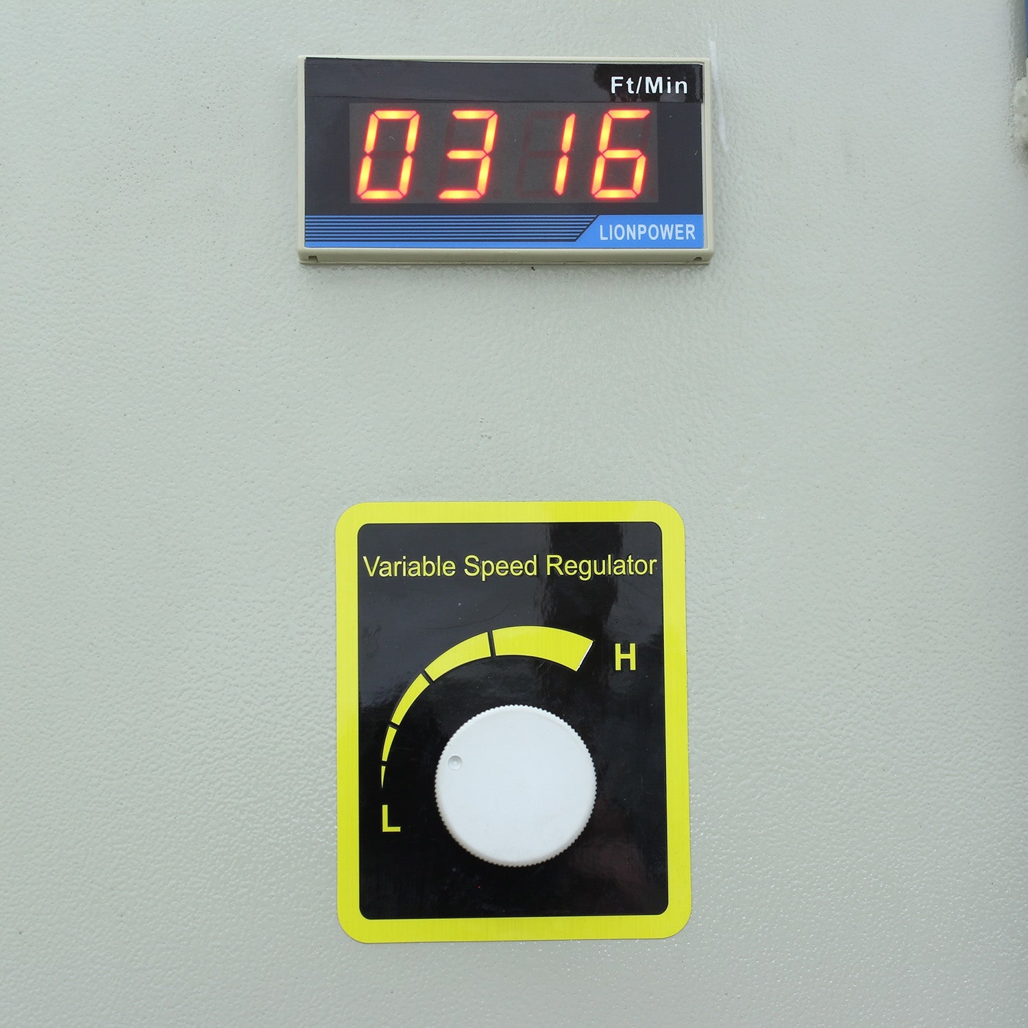 Baileigh Industrial Vertical Bandsaw BSV-12VS-V2