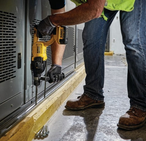 DeWALT 20V MAX XR Brushless 1-in D-Handle Rotary Hammer Kit DCH133M2