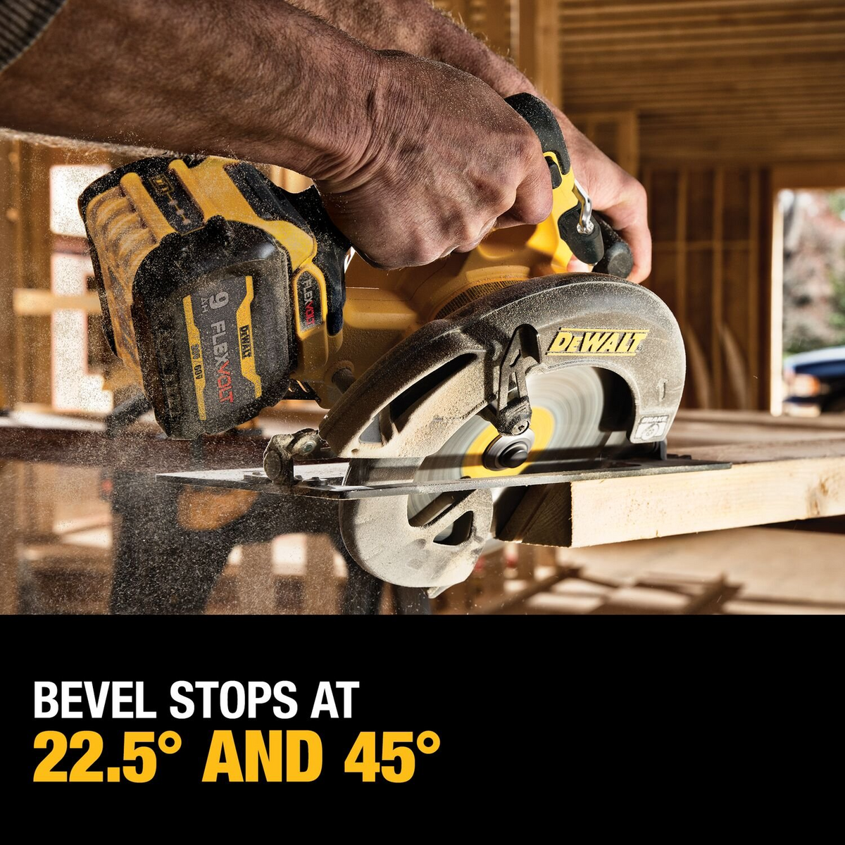 DeWALT FlexVOLT 60V MAX 7-1/4" Cordless Circular Saw w/Electric Brake DCS578X2