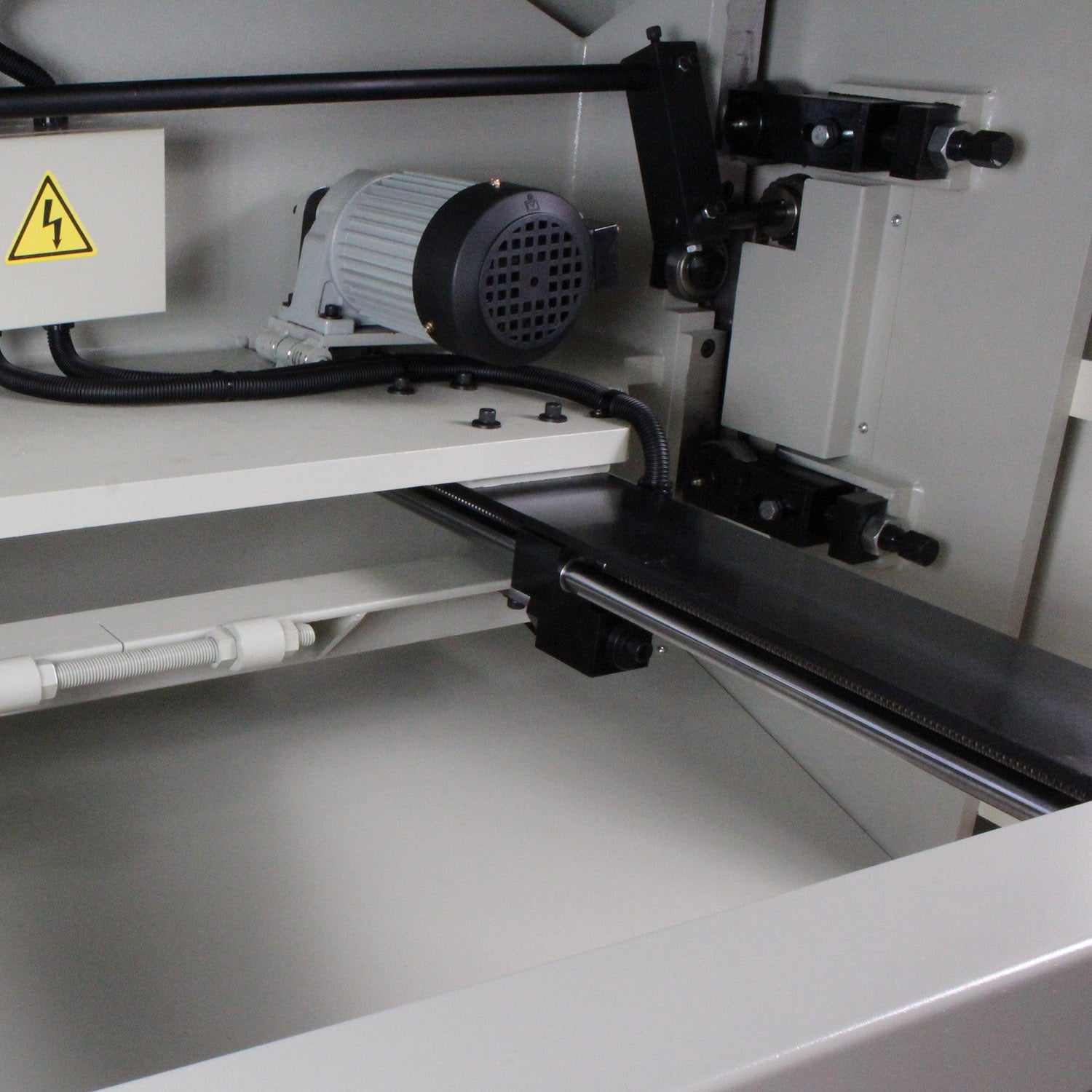 Baileigh Hydraulic Metal Shear SH-5208-HD