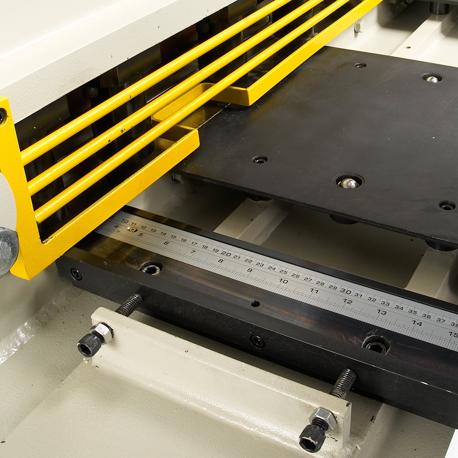 Baileigh Heavy Duty Hydraulic Sheet Metal Shear SH-8010-HD