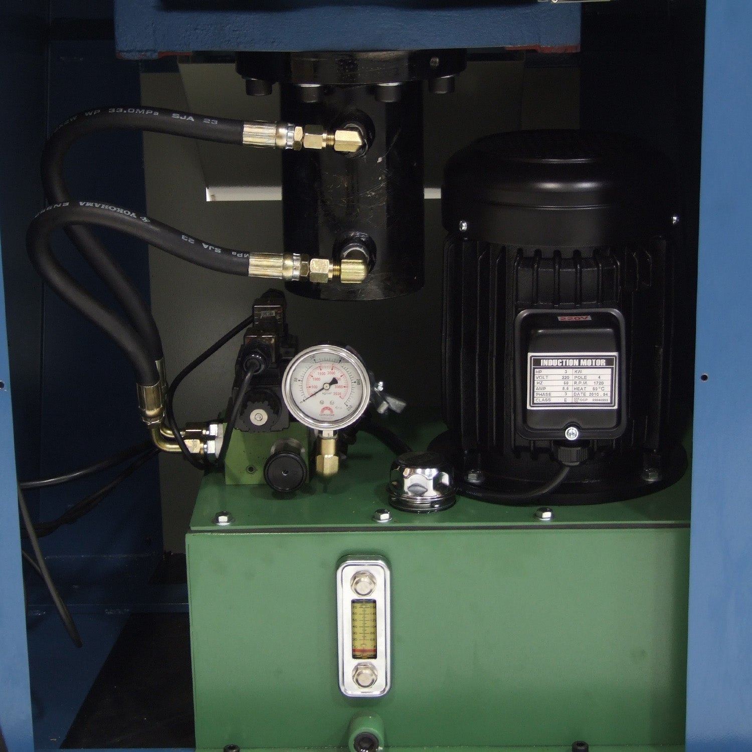 Baileigh Hydraulic Sheet Metal Corner Notcher SN-F09-MS