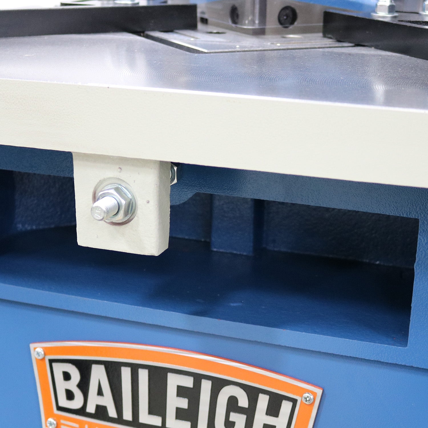 Baileigh Pneumatic Corner Notcher SN-F11-AN