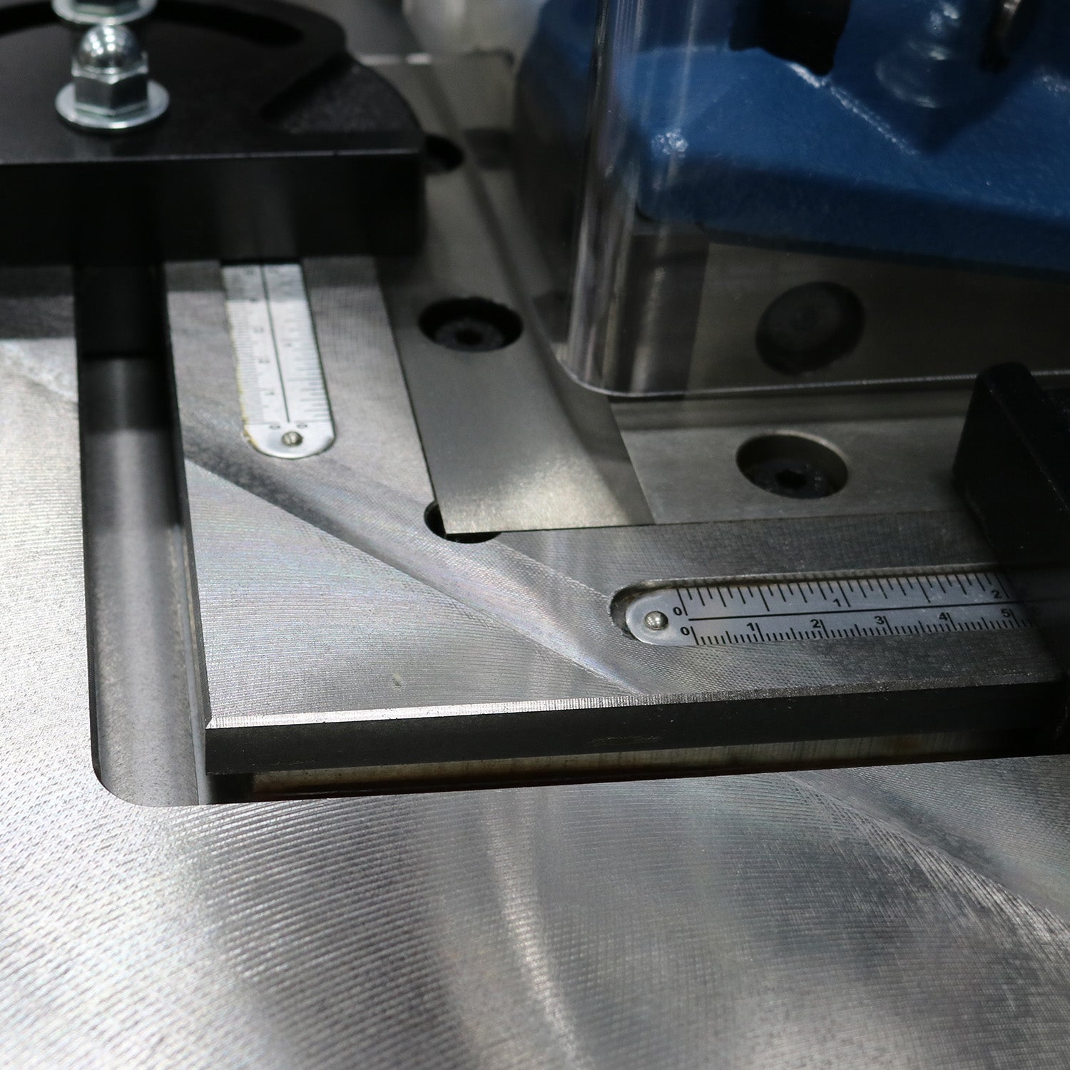 Baileigh Pneumatic Corner Notcher SN-F11-AN