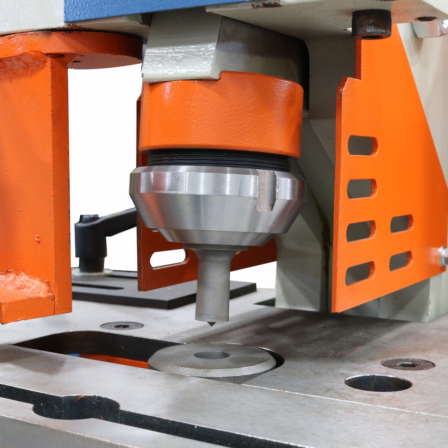 Baileigh 4 Station Hydraulic Ironworker SW-443