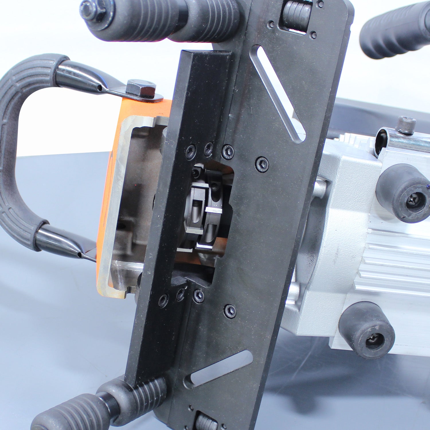 Baileigh Electric Portable Plate and Pipe Beveler CM-060PR